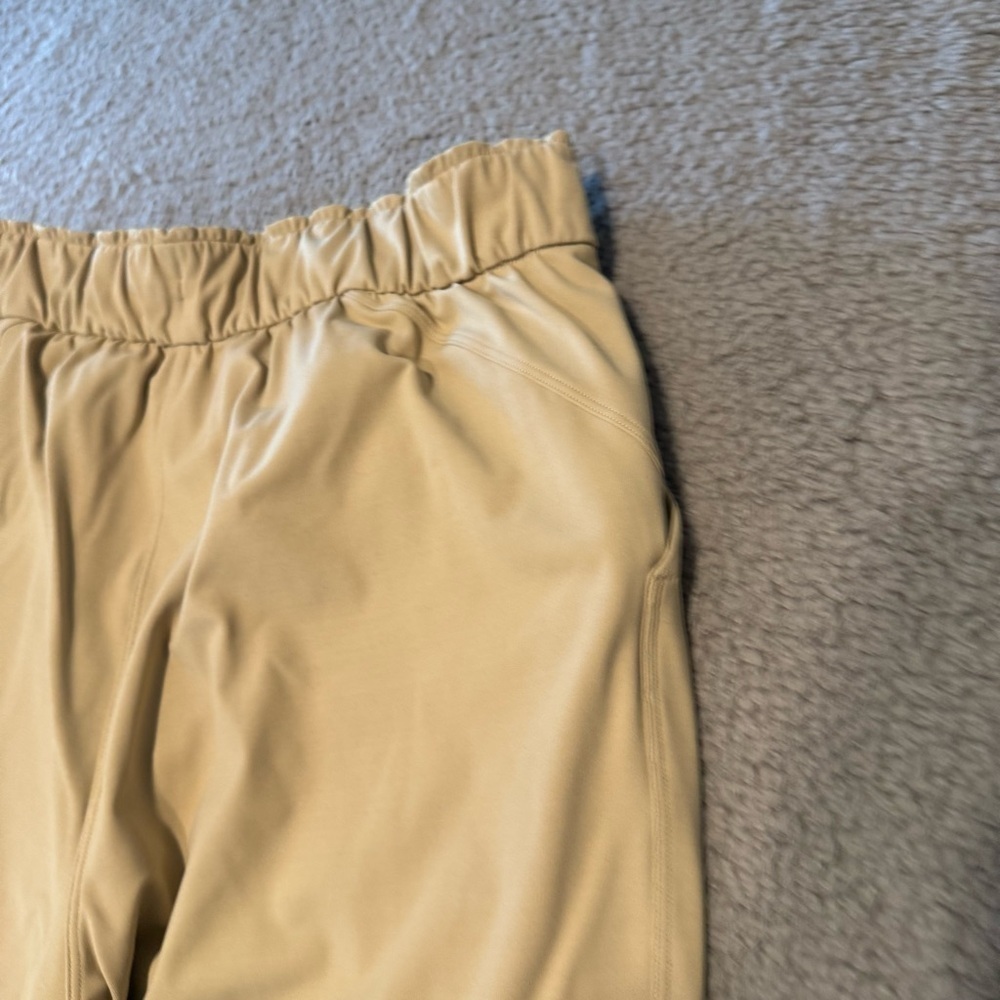LULULEMON | Keep Moving High Waist Jogger in Trench Size 6 Color Trench - Picture 7 of 13